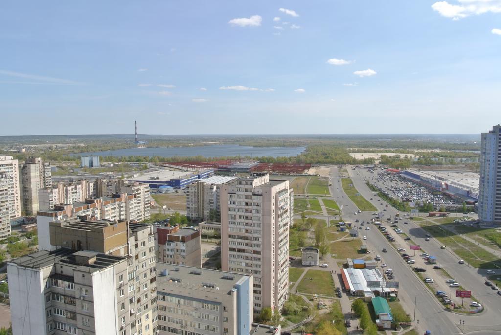 Panoramic View Apartment Poznyaky 키예프 외부 사진